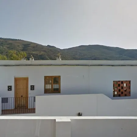 Rentitspain Puerta De La Ragua Montana Y Sol En Apartamento